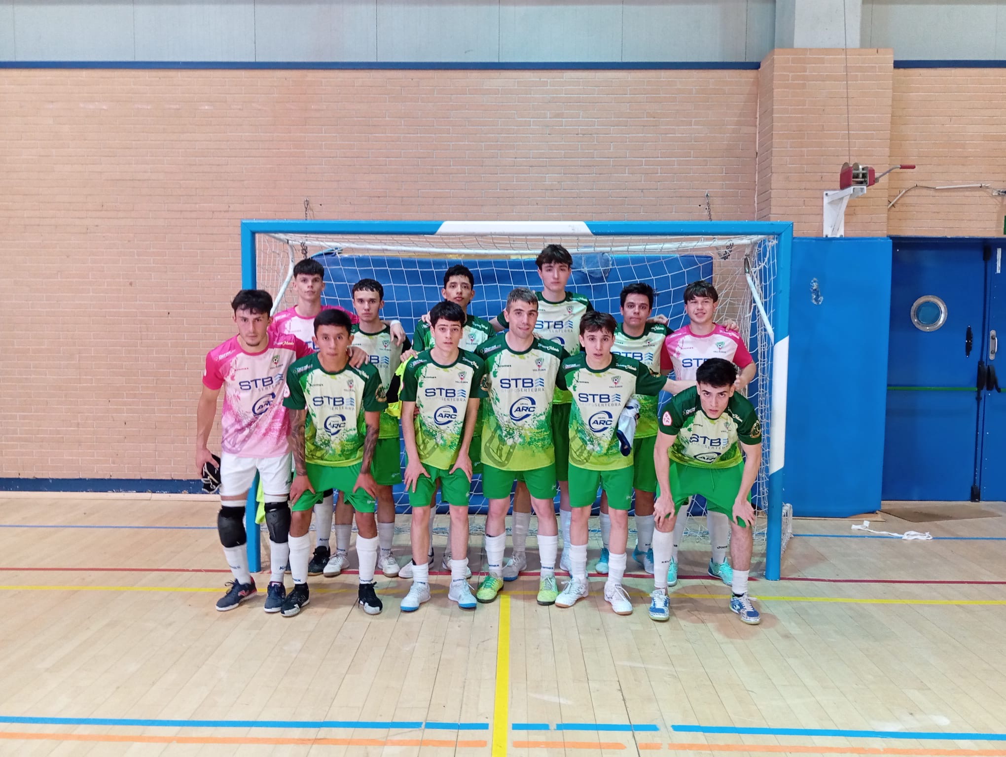 Equipo en pista — FutSala Villaverde